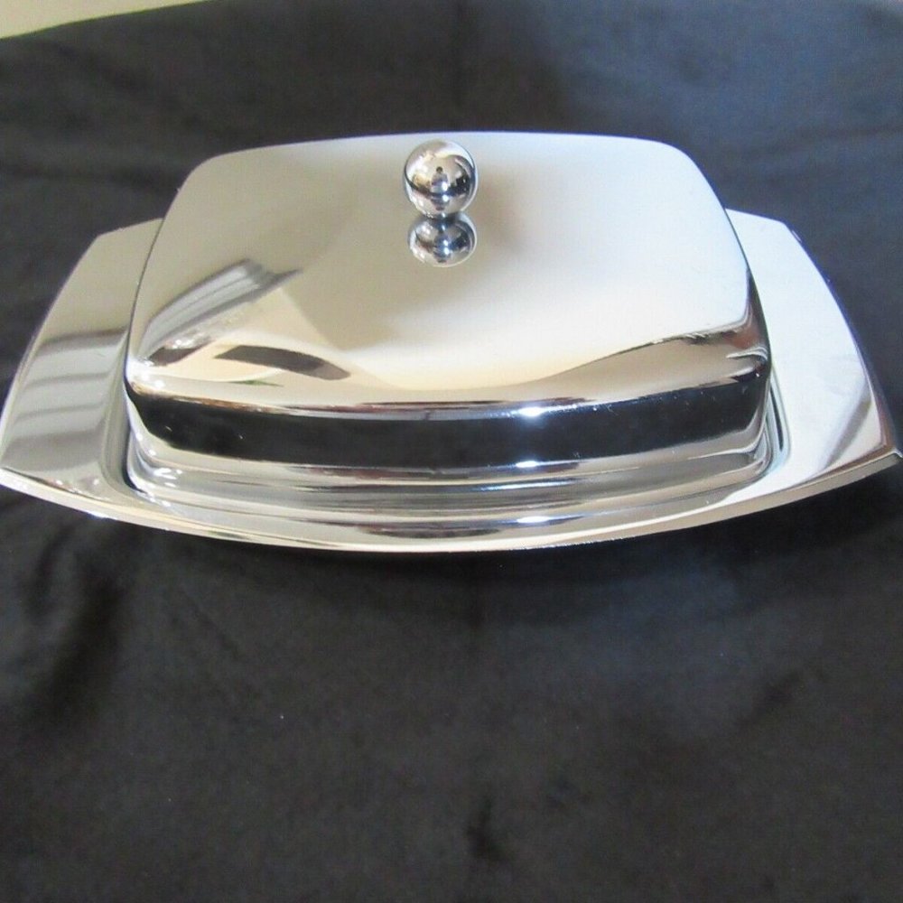 Metal Dish with a lid- Please read all description as is